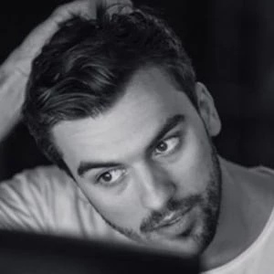 Eric Wrona - Networth, Biography, Birthdate, Family & More