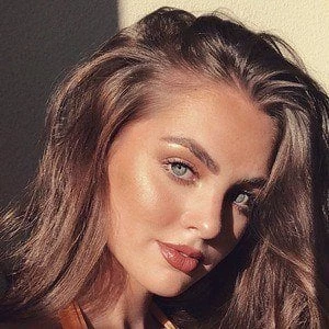Jackie Wyers Biography