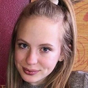 Emma Claire Wynn - Networth, Biography, Birthdate, Family & More