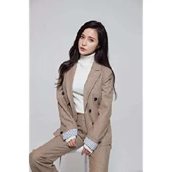 Xiaochan Qiu - Age, Bio, Birthdate, Family, Networth & More