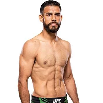Yair Rodriguez Biography