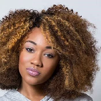 Yani Simone - Age, Bio, Birthdate, Family, Networth & More