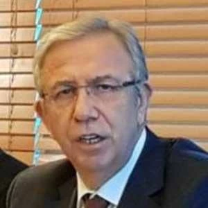 Mansur Yavas Biography