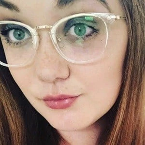 Katie Yeager Biography