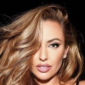 Jennifer Yepez - Adderess, Bio, Birthdate, Family, Wiki & More