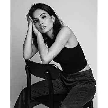 Yesly Dimate - Height, Bio, Wiki, Family, Birthplace, Networth & More