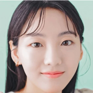Cho Yi-hyun Biography