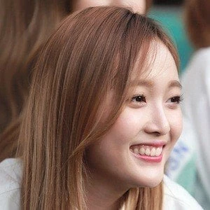 Xuan Yi - Age, Bio, Birthdate, Family, Networth & More