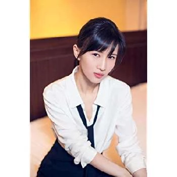 Yilei Jiang - Age, Bio, Birthdate, Family, Networth & More