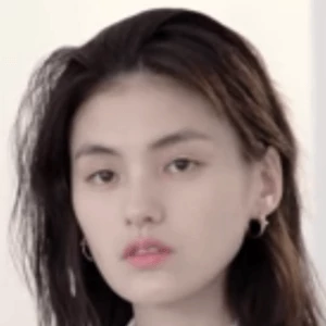 Kim Yong-ji Biography