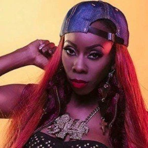 Traci Young-Byron Biography