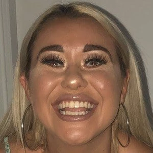 Ellie Young Biography