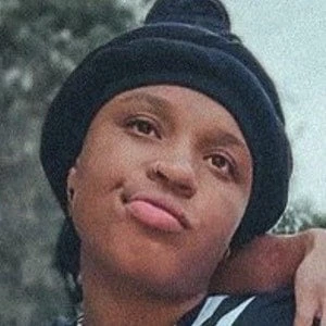Young Ezee Biography