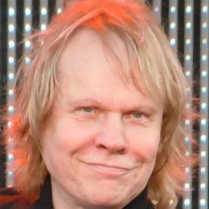 JY Young - Parents, Networth, Bio, Birthdate, Family Wiki & More