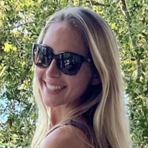 Kelly Young Biography