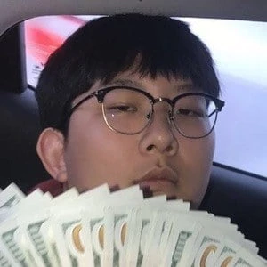 Yung Weej - Biography, Birthday, Family, Wki, Networth & More