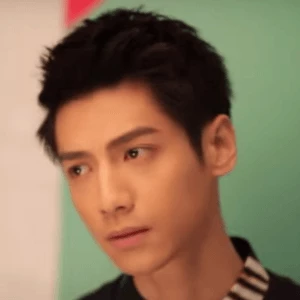 Luo Yunxi - Biography, Birthday, Wiki, Family, Networth & More