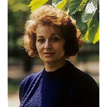 Yvetta Simonová - Family, Bio, Birthday, Family, Income & More