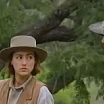 Yvonne Suhor - Height, Bio, Wiki, Family, Birthplace, Networth & More