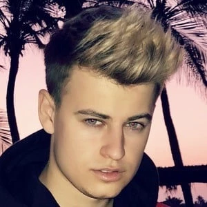 Filip Zabielski Biography