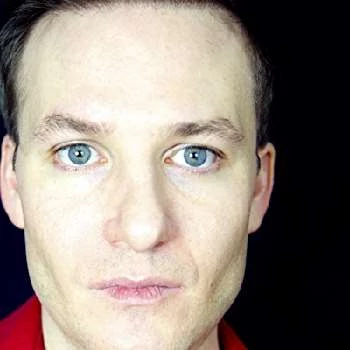 Zachary Oberzan - Family, Bio, Birthday, Family, Income & More