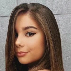 Olga Zadorozhna - Biography, Birthday, Family, Wki, Networth & More