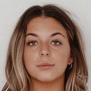 Nicole Zajac - Age, Height, Birthdate, Family, Wiki & More