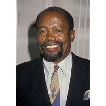 Zakes Mokae Biography
