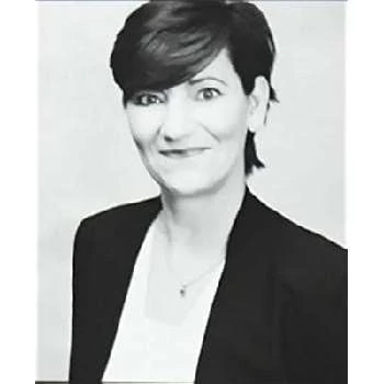 Zanne Devine - Age, Bio, Birthdate, Family, Networth & More