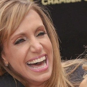 Laura Zapata Biography