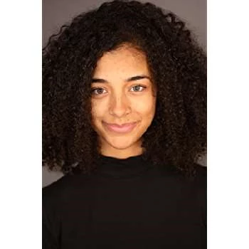 Zariah Holden - Age, Bio, Birthdate, Family, Networth & More