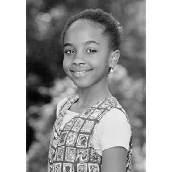 Zelda Harris - Income, Birthday, Family, Bio, Networth & More