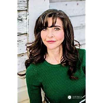 Zena Dell Lowe - Biography, Birthday, Wiki, Family, Networth & More