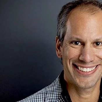 Zev Suissa - Birthday, Bio, Wiki, Family, Networth & More