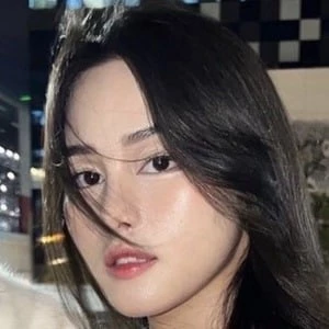 Haide Zhang Biography