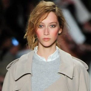 Alana Zimmer - Adderess, Bio, Birthdate, Family, Wiki & More