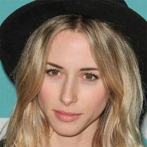 Gillian Zinser Biography