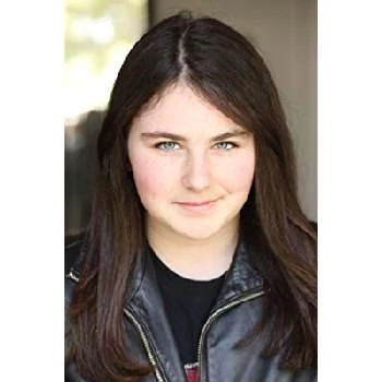 Zoe Bernard - Age, Bio, Birthdate, Family, Networth & More