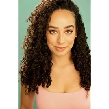 Zoe Brooke Reed - Age, Bio, Birthdate, Family, Networth & More