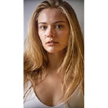 Zoe Fay Murphy - Age, Bio, Birthdate, Family, Networth & More