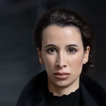 Zoé Mahfouz - Age, Bio, Birthdate, Family, Networth & More