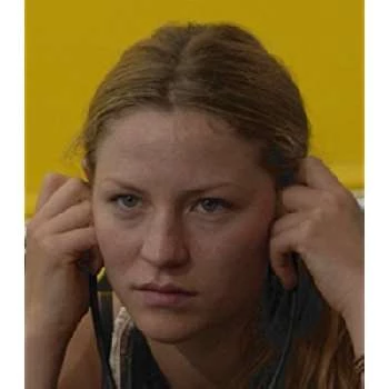 Zoé Mikuleczky - Age, Bio, Birthdate, Family, Networth & More