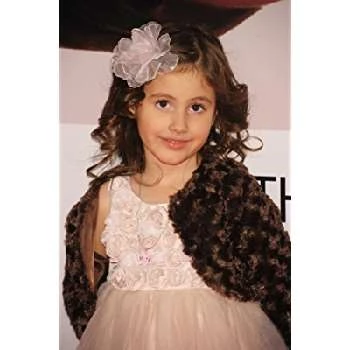 Zoe Niemkiewicz - Age, Bio, Birthdate, Family, Networth & More