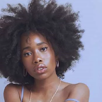 Zoe Renee - Birthplace, Bio, Wiki, Birthday, Family, Networth & More