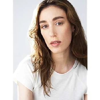 Zoe Zien - Age, Bio, Birthdate, Family, Networth & More