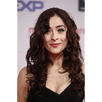 Zrinka Cvitesic Biography